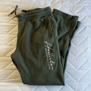 Hollister Men’s Size Small Straight Sweatpants
